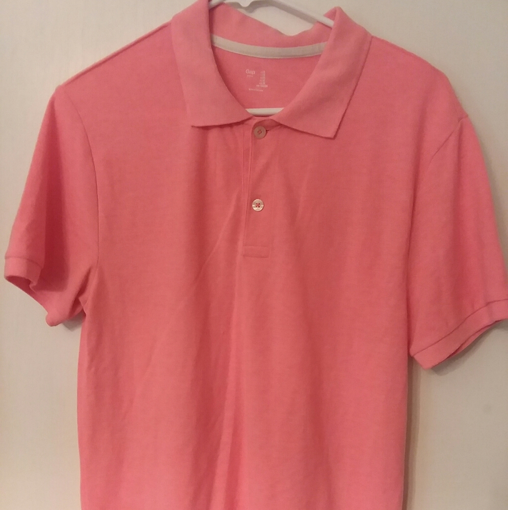 Men's Gap polo shirt